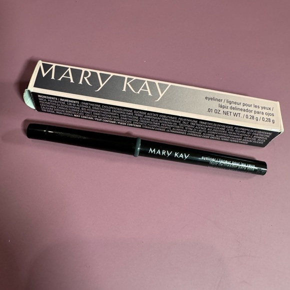 Mary Kay Products & Freebies NIB - Picture 3 of 15